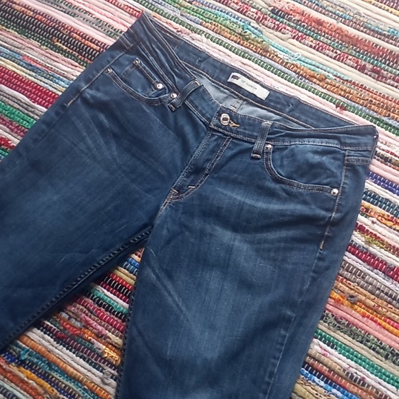 Levi's 518 Superlow Flared Jeans- #1647 - Picture 15 of 16